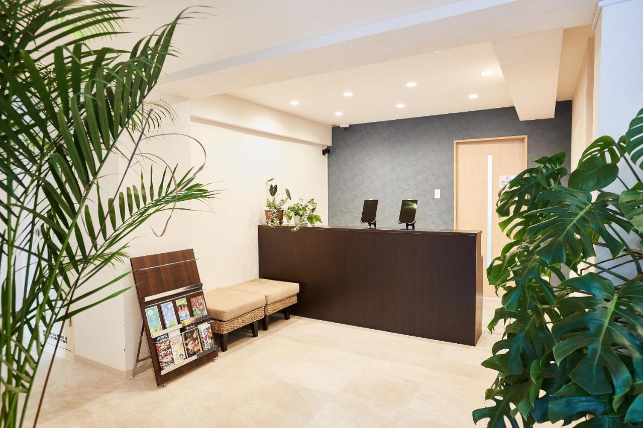 New Normal Hotel In Nago ニューノーマルホテルイン名護 ภายนอก รูปภาพ