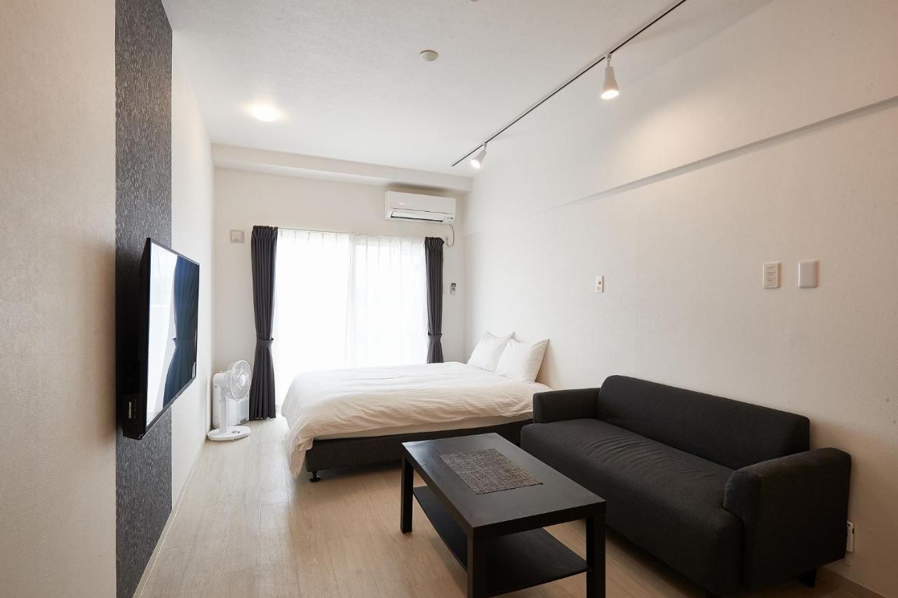 New Normal Hotel In Nago ニューノーマルホテルイン名護 ภายนอก รูปภาพ